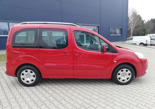 Peugeot Partner cena 29900 przebieg: 154512, rok produkcji 2012 z Goniądz małe 121